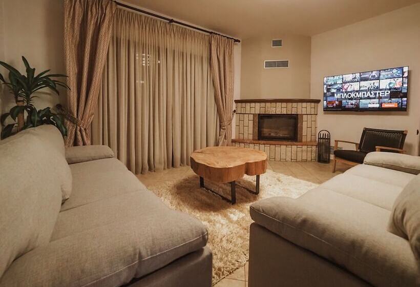 פנסיון Elati Leisure  Suites & Apartments