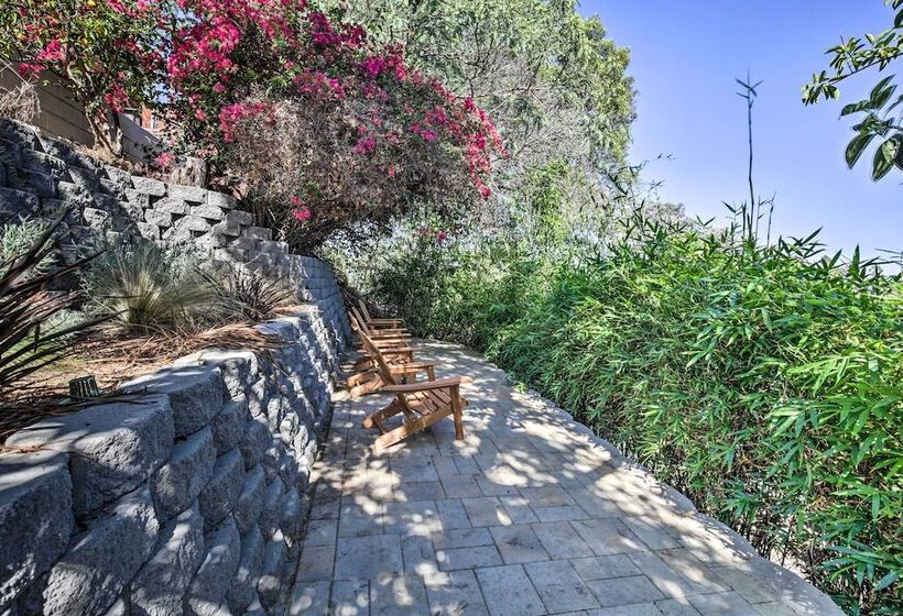 San Diego Gem W/ Private Hot Tub, Close To Dtwn!