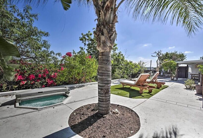 San Diego Gem W/ Private Hot Tub, Close To Dtwn!