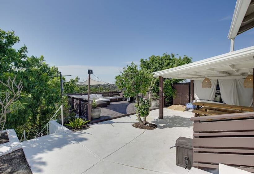 San Diego Gem W/ Private Hot Tub, Close To Dtwn!