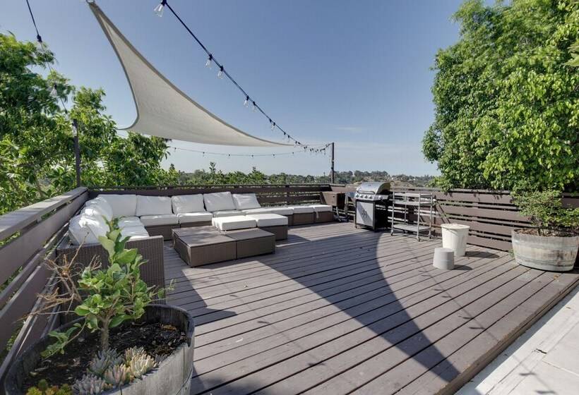 San Diego Gem W/ Private Hot Tub, Close To Dtwn!