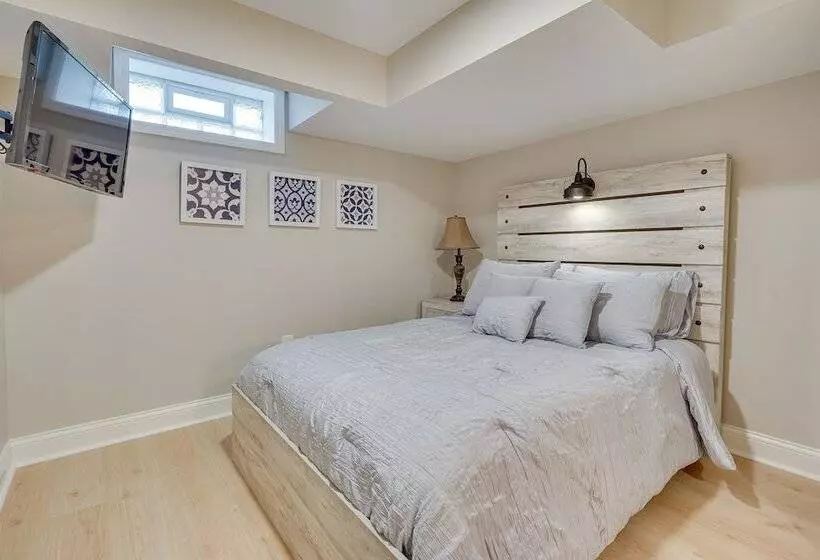 Powell Home W/ Fire Pit   5 Mi To Columbus Zoo!