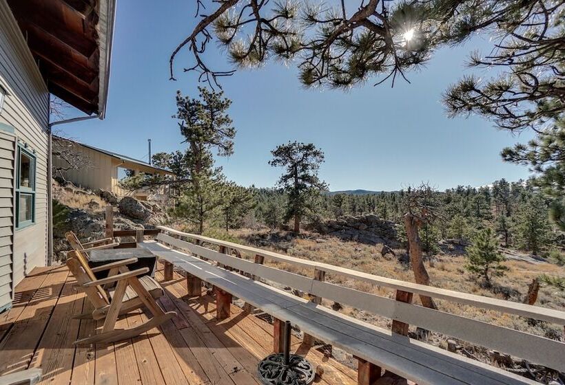 Red Feather Lakes Cabin W/ Deck & Views!