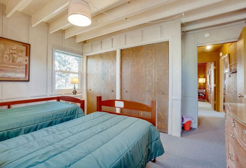 Red Feather Lakes Cabin W/ Deck & Views!