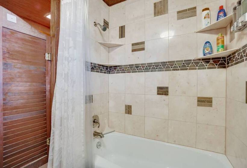 Red Feather Lakes Cabin W/ Deck & Views!