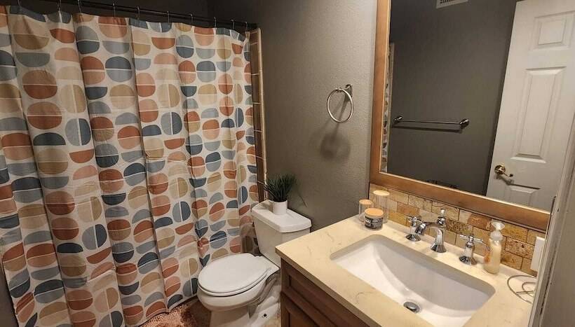 住所  Elias Generation