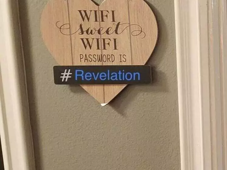 Residenssi Elias Generation