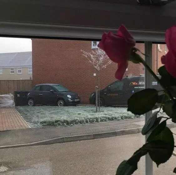 レジデンス Impeccable 2 Bed House In Attleborough