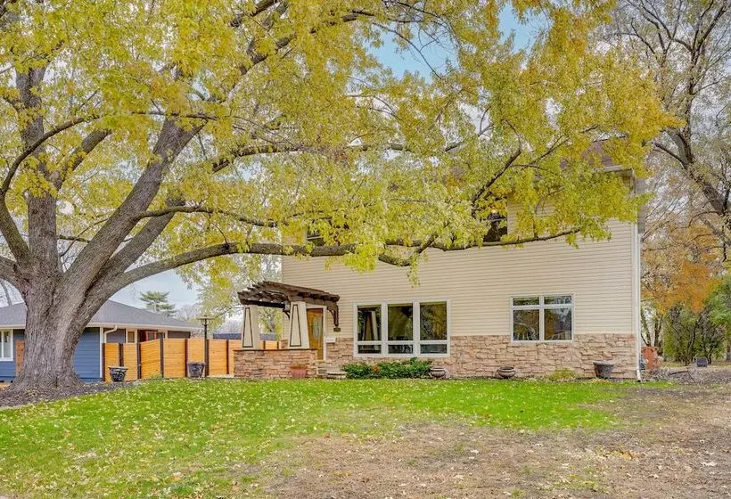 Richfield Home ~ 10 Mi To Central Minneapolis!