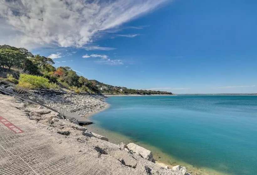 Scenic Canyon Lake Vacation Home Near Boat Ramp!