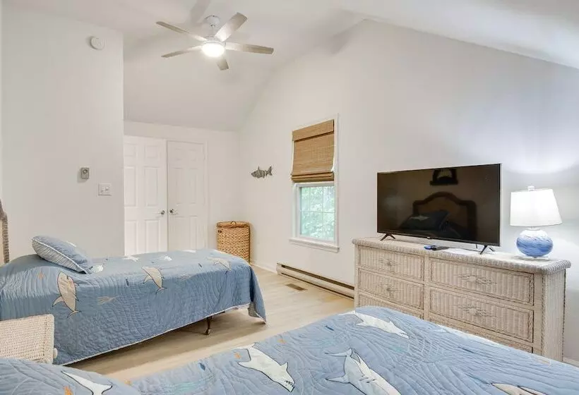 Serene Home 3 Miles To Bethany Beach!