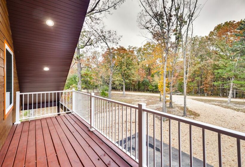 Spacious + Serene Camdenton Home W/ Hot Tub!