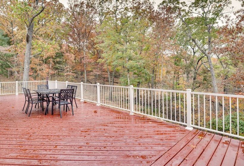 Spacious + Serene Camdenton Home W/ Hot Tub!