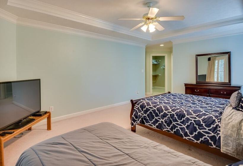 Spacious Smithfield Home W/ Screened Porch & Yard!