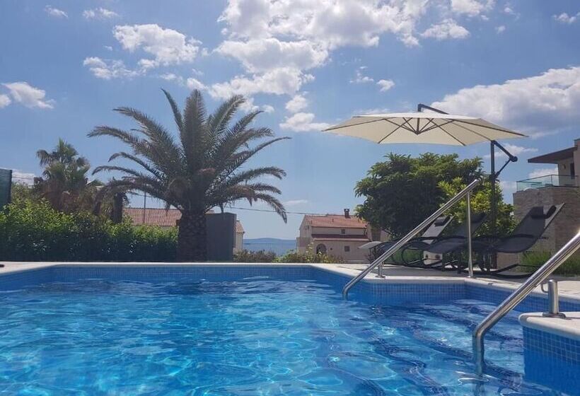 Apartments Villa Diamond