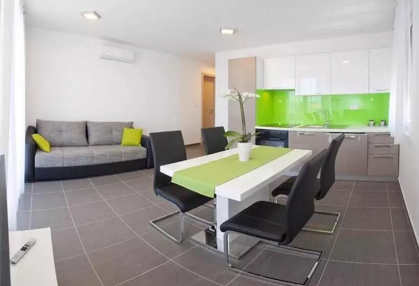 Apartments Villa Diamond