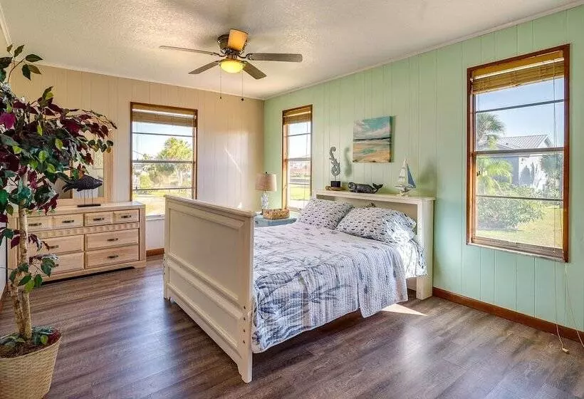 Waterfront Florida Escape W/ Deck & Private Dock!