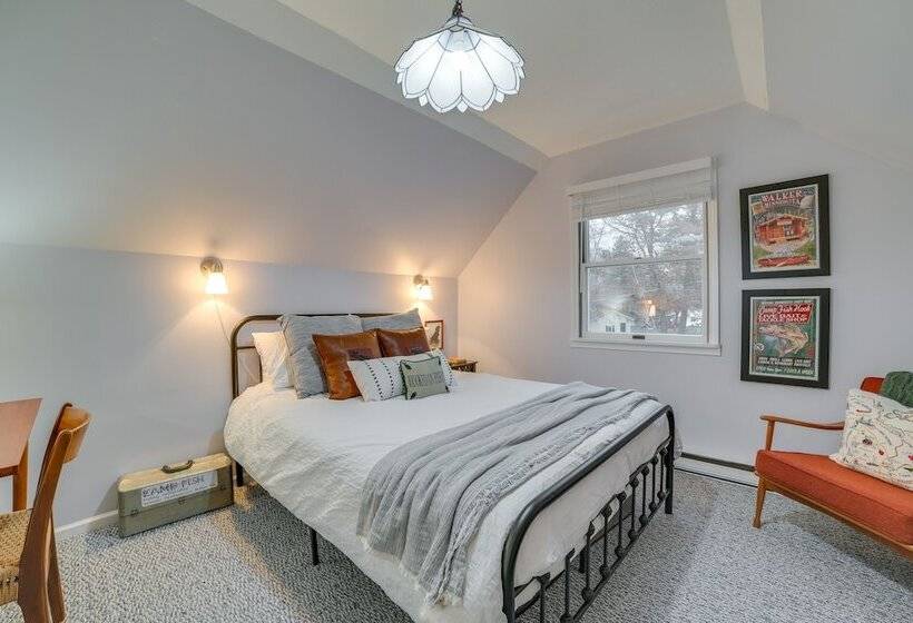 Waterfront Lake City Home W/ Deck & Boat Dock!