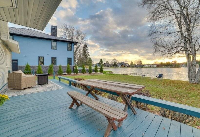 Waterfront Lake City Home W/ Deck & Boat Dock!