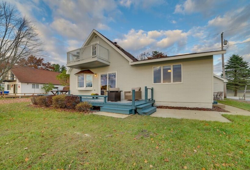 Waterfront Lake City Home W/ Deck & Boat Dock!