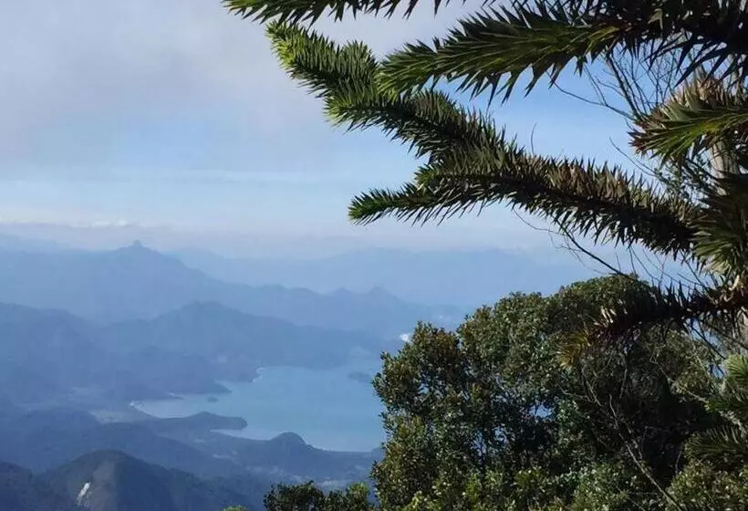 ベッドアンドブレックファースト Atalho Guest House