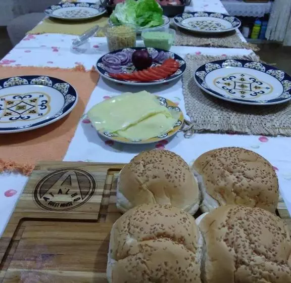 ベッドアンドブレックファースト Atalho Guest House