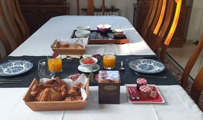 تختخواب و صبحانه Gallo Colorao Adults Only