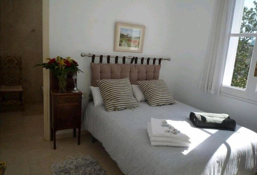 تختخواب و صبحانه Gallo Colorao Adults Only