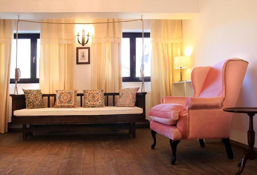 住宿加早餐  Pastel Chalet