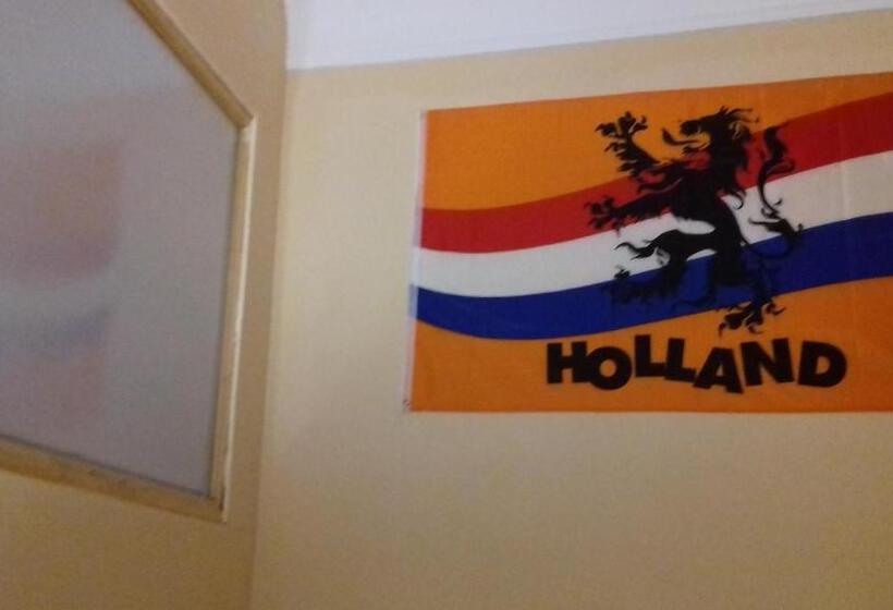 Chernivtsi City Center Hostel