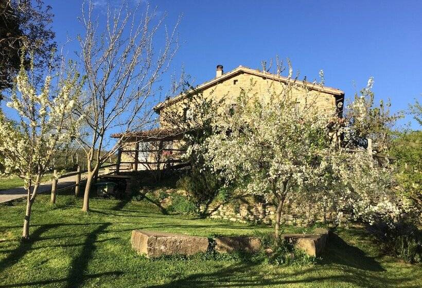 Хостел Agriturismo La Grotta Dei Folletti