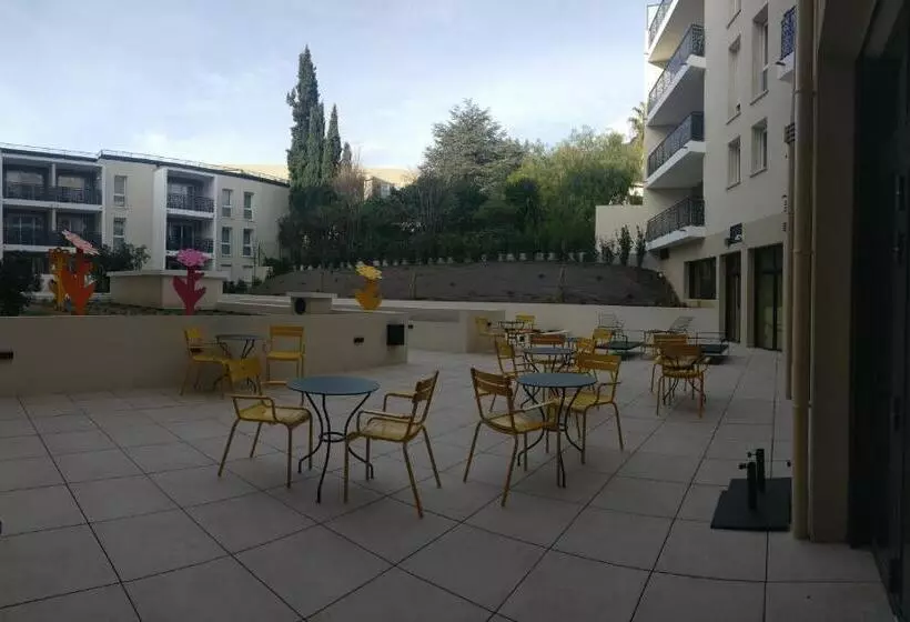 ホテル Domitys Terra Souleou