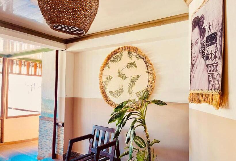 Hotel Le Nouvel Eden