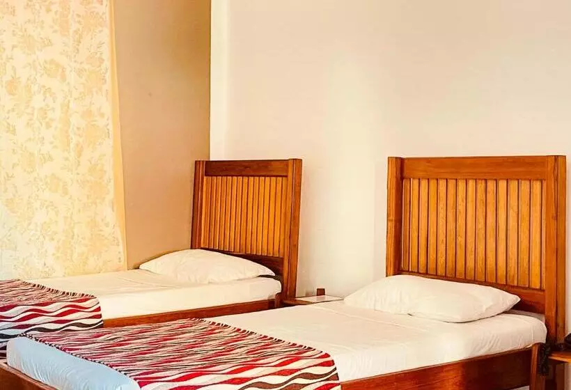 هتل Le Nouvel Eden