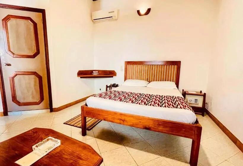 هتل Le Nouvel Eden