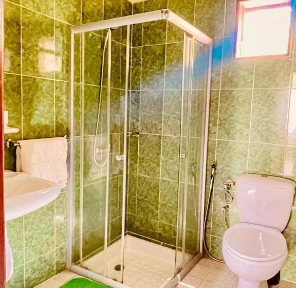 هتل Le Nouvel Eden