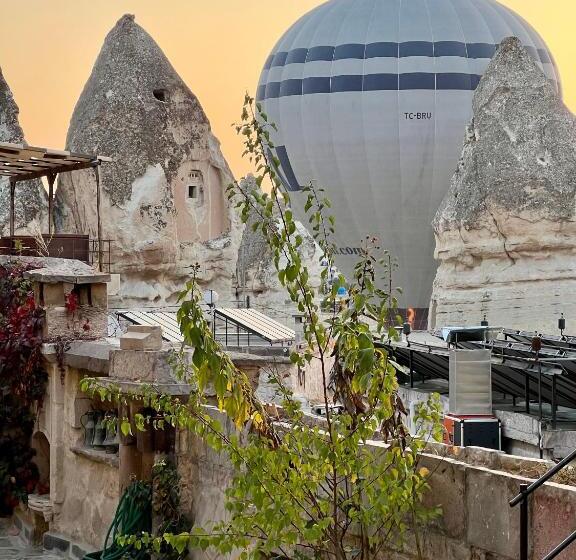 هتل Naraca Cave House