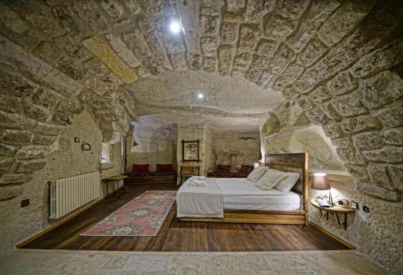 هتل Naraca Cave House