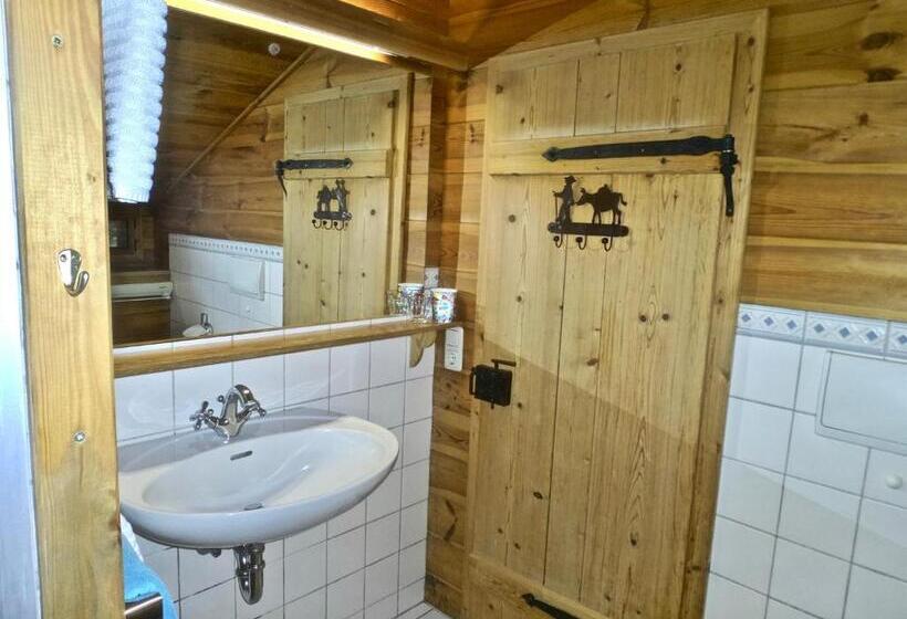 Отель Ponzaunerhof