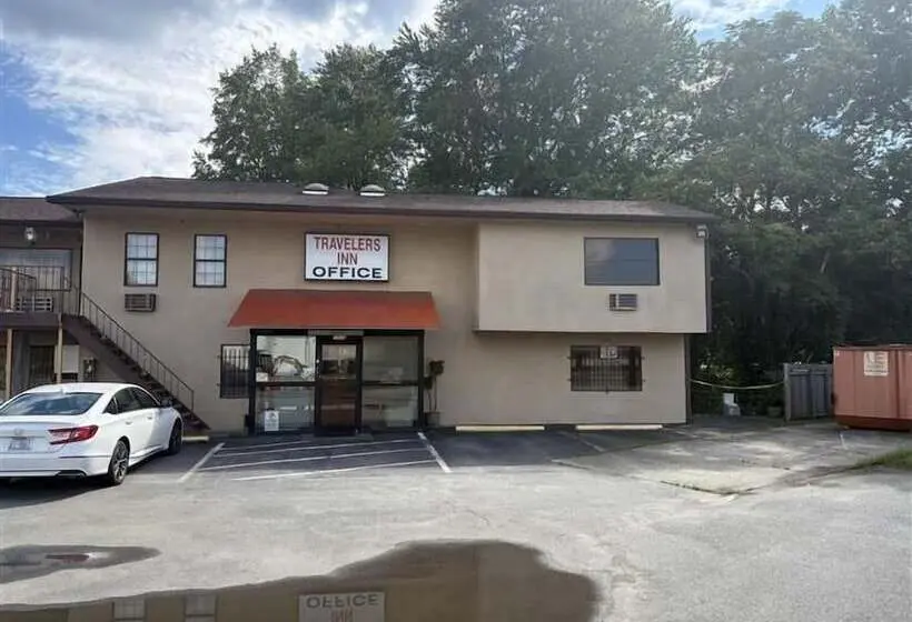 ホテル Travelers Inn