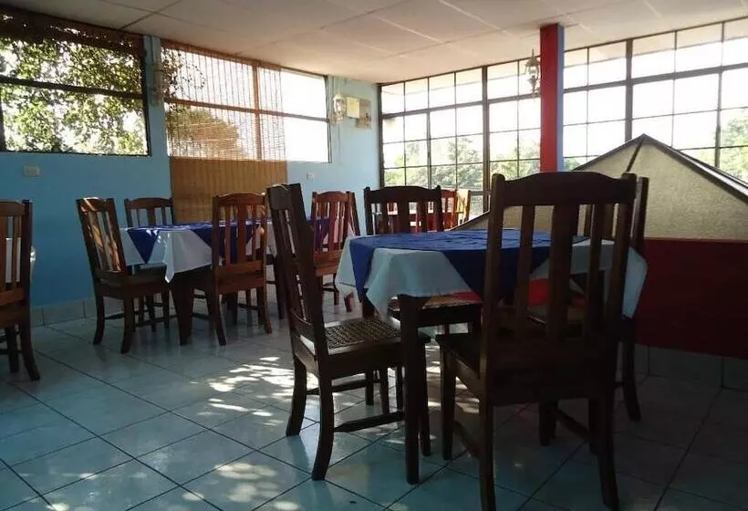 پانسیون Centro Yayabo