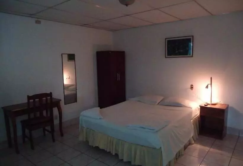 پانسیون Centro Yayabo