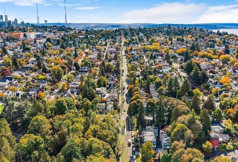 پانسیون Darth Vader S Death Star Suite