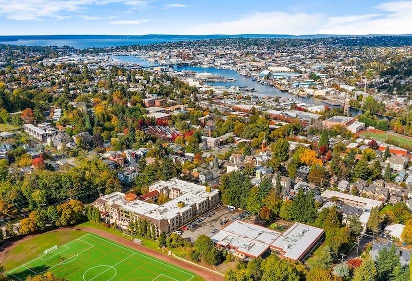 پانسیون Darth Vader S Death Star Suite