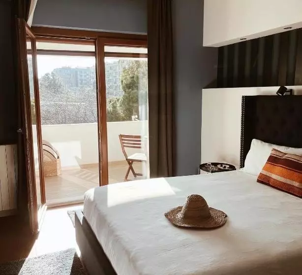 پانسیون Kero Luxury Rooms