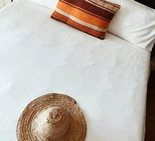 پانسیون Kero Luxury Rooms