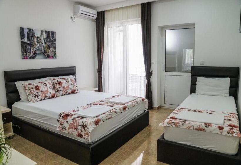 پانسیون Marini Casa