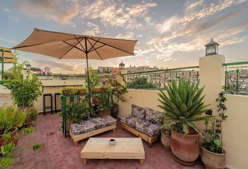 پانسیون Riad Taj Salma