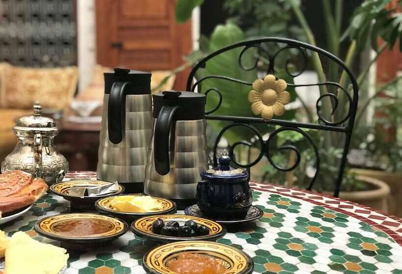 膳宿费 Riad Taj Salma