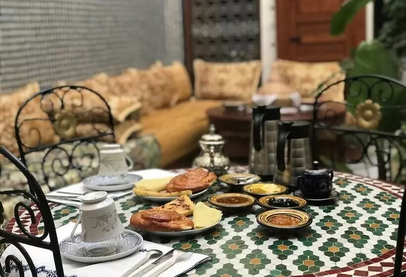 پانسیون Riad Taj Salma